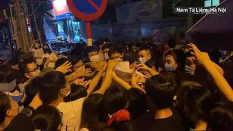 Dân "chen lấn" tiêm vaccine ở Trung Văn, Bí thư Thành ủy Hà Nội yêu cầu làm rõ trách nhiệm