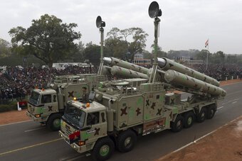 Quốc gia Đông Nam Á “phóng tay" gần 400 triệu USD mua tên lửa Brahmos của Ấn Độ