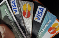 “Nỗi đau” với thẻ tín dụng quốc tế trên đất Việt