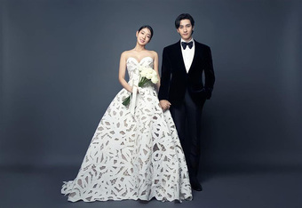 Tại sao Park Shin Hye phải chọn dáng váy cưới bồng xoè?