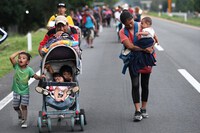 Mexico phát hiện hơn 3.000 người di cư trái phép trong 2 ngày