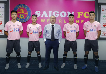 Đội bóng V.League bất ngờ công bố 4 hợp đồng đưa cầu thủ Việt Nam sang Nhật Bản thi đấu