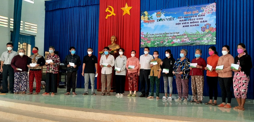 Trung ương Hội NDVN, Báo Nông thôn ngày nay/Dân Việt thăm hỏi, trao quà tết cho nông dân xã vùng biên Tây Ninh