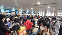 Hành khách đi máy bay tại sân bay Tân Sơn Nhất dịp Tết cần lưu ý gì?