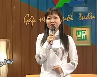 Ngoài Thảo Vân, Gặp Nhau Cuối Tuần còn có 1 nữ MC khác xinh như Hoa hậu: Chung trường với loạt người nổi tiếng, có học vấn cực khủng