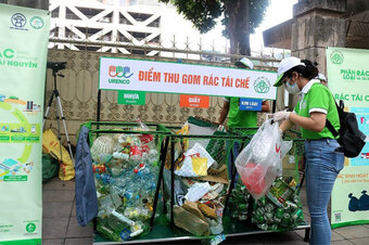 Biến rác thải thành tài nguyên: Thoát mối nguy, sống bền vững