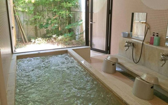 Vì sao người Nhật không bao giờ đặt toilet chung với nhà tắm dù diện tích nhỏ xíu?