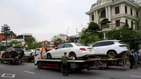 Dàn xe sang bị tạm giữ tại nhà cựu Chủ tịch UBND TP Hạ Long đứng tên ai?