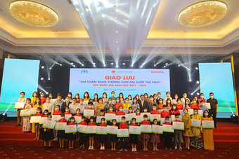 Honda Việt Nam trao giải ''An toàn giao thông cho nụ cười trẻ thơ'' năm học 2021-2022