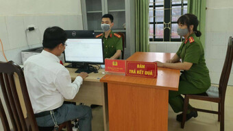 Từ 21/5, người dân huyện ngoại thành Hà Nội đăng kí xe máy tại địa chỉ nào?