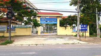 Tây Ninh: Làm rõ vụ phó hiệu trưởng bị tố sàm sỡ học sinh tại trường