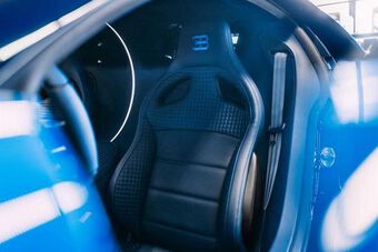 Bugatti hé lộ nội thất siêu xe Centodieci trị giá hơn 192 tỷ đồng