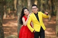 Anh Thơ làm cô dâu, hát Đường tình đôi ngã cùng Linh Nguyễn