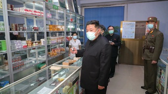Đằng sau các ''ca sốt'' trong đợt bùng dịch tại Triều Tiên