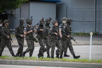 Quân đội Hàn Quốc đặt ở chế độ sẵn sàng cao nhất