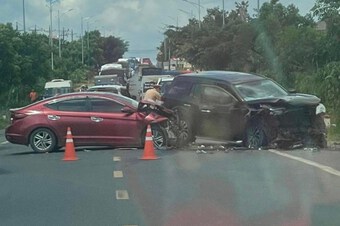 Lâm Đồng: Hai xe ô tô va chạm trên Quốc lộ 20, nhiều người bị thương
