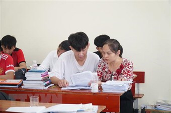 Thành phố Hồ Chí Minh tăng tốc ôn thi cho học sinh THPT