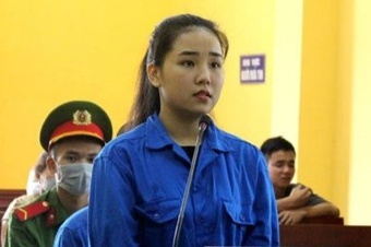 ''Hot girl bún bò Huế'' bị phạt 12 năm tù vì mua bán ma túy