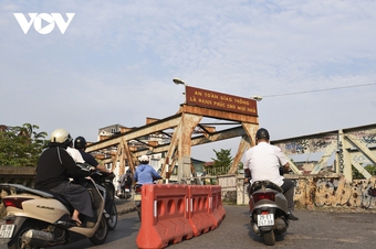 Chuyên gia Việt Nam và Pháp bàn giải pháp "cứu" cầu Long Biên đang xuống cấp