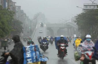 Miền Bắc mưa hết hôm nay, miền Trung, Nam Bộ mưa kéo dài