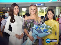 Hoa hậu Lương Thùy Linh diện áo dài trắng nền nã đón ''''Hoa hậu đẹp nhất thế giới 2021'''' đến Việt Nam