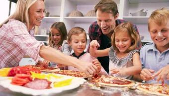 5 lời khuyên để dạy cho trẻ cách cư xử trong nhà hàng