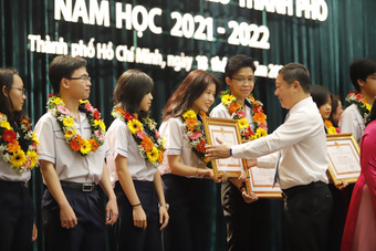 TP.HCM thưởng 200 triệu đồng cho học sinh đoạt HCV hóa học quốc tế