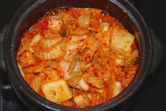 Cách nấu canh kim chi siêu ngon đúng chất Hàn Quốc