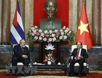 Hình ảnh Chủ tịch nước Nguyễn Xuân Phúc tiếp Thủ tướng Cuba