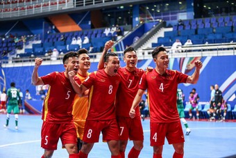 Thầy Park úp mở tương lai; Futsal Việt Nam muốn tạo địa chấn trước Iran