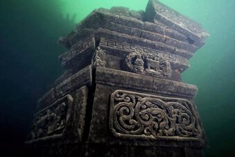 Khám phá thành phố cổ đại 1.400 năm bị chìm 40 mét dưới nước
