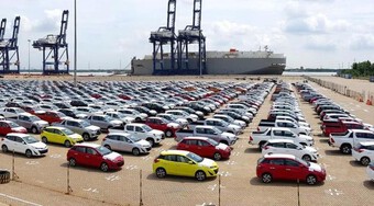Việt Nam nhập khẩu kỷ lục gần 16.000 ô tô chỉ trong 15 ngày