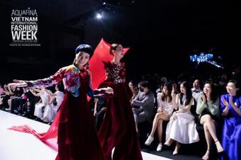 Ca sĩ Ngọc Khuê lần đầu làm model tại Tuần lễ thời trang Quốc tế Việt Nam 2022