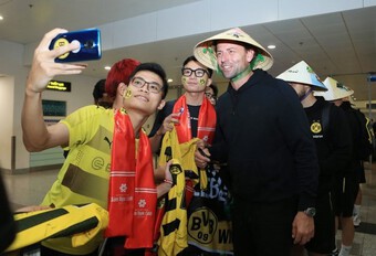 Tới Việt Nam vào đúng mùa World Cup, trận đấu giao hữu giữa Việt Nam - Borussia Dortmund ''ế'' vé