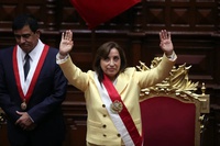 Cuộc phế truất tổng thống kịch tính ở Peru