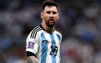Thủ môn Hà Lan: ''Messi cũng là con người''