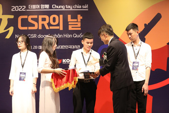 LG cùng Hiệp hội Doanh nghiệp Hàn Quốc trao học bổng cho sinh viên tài năng