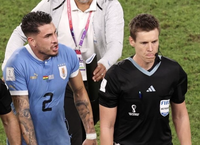 Uruguay nỗ lực giúp Jimenez thoát án treo giò 15 trận