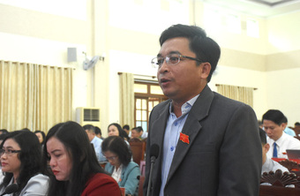 Phú Yên: Giám đốc sở nhận trách nhiệm về học sinh ‘ngồi nhầm lớp’, ''bệnh thành tích'' trong giáo dục