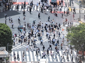 Nhật Bản trợ cấp 7.000 USD để người dân chuyển khỏi Tokyo