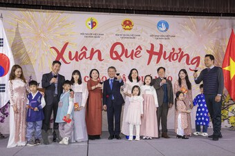 “Xuân Quê hương” ấm lòng cộng đồng người Việt ở Xứ sở Kim chi