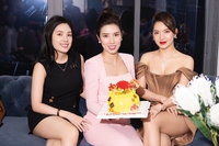Hoa hậu Dương Yến Nhung mặc thanh lịch ở sự kiện