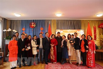 Đại sứ quán Việt Nam tại Thụy Sĩ tổ chức mừng Tết cổ truyền
