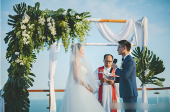 Đám cưới xịn mịn trên đảo Bali với vỏn vẹn chưa đến 20 khách trong suốt 3 ngày