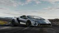 Lamborghini ra mắt bộ đôi siêu xe V12 chạy xăng cuối cùng, sau đây sẽ toàn siêu xe điện êm ru chưa biết nẹt pô kiểu gì