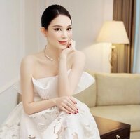 Linh Rin tung ảnh trước đám cưới, Phạm Hương xem xong liền để lại lời bình luận "có cánh"