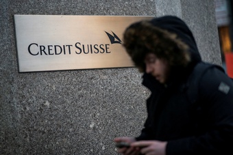 Trái chủ của Credit Suisse nổi giận