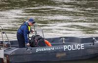 Đoàn phim gây ra cảnh hỗn loạn khi cảnh sát biển nhận được thông báo có ''xác chết'' trên sông
