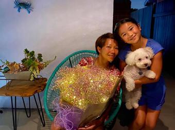 Diva Hà Trần tự hào khi con gái học lớp 5 nhưng trình độ đọc hiểu tiếng Anh bằng học sinh lớp 10
