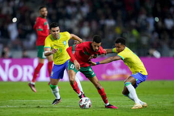 Casemiro và tân binh Chelsea cùng lúc tỏa sáng trên tuyển Brazil